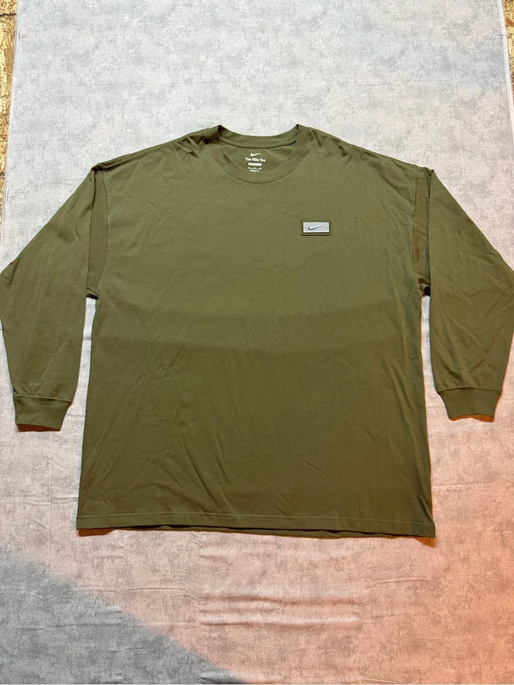 Nike The Nike Tee Men's Big & Tall XL Green Crew Neck Long Sleeve